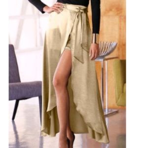 NWOT Boston proper gold wrap skirt/short